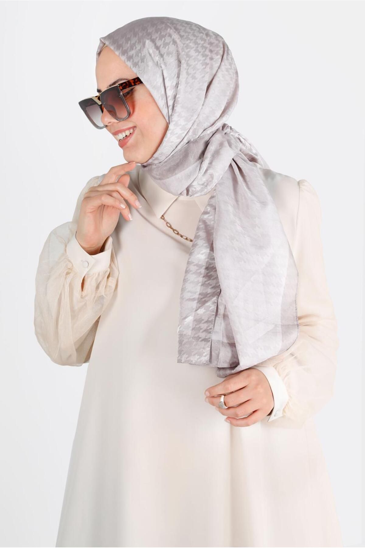 22YSAL008143 شال طرح دار هوسل 8143 زنانه ایران ریچ کیدز | Alvina